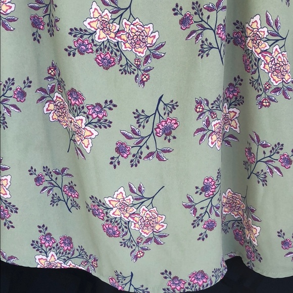 Tank - Picture 2 of 5